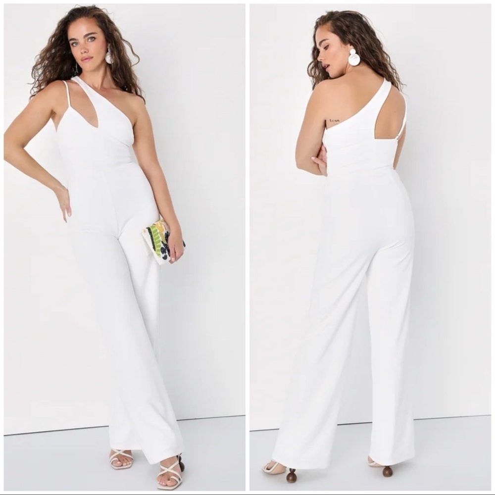 Lulus Chic Credentials Ivory Sleeveless Asymmetrical Wide Leg Jumpsuit: SM